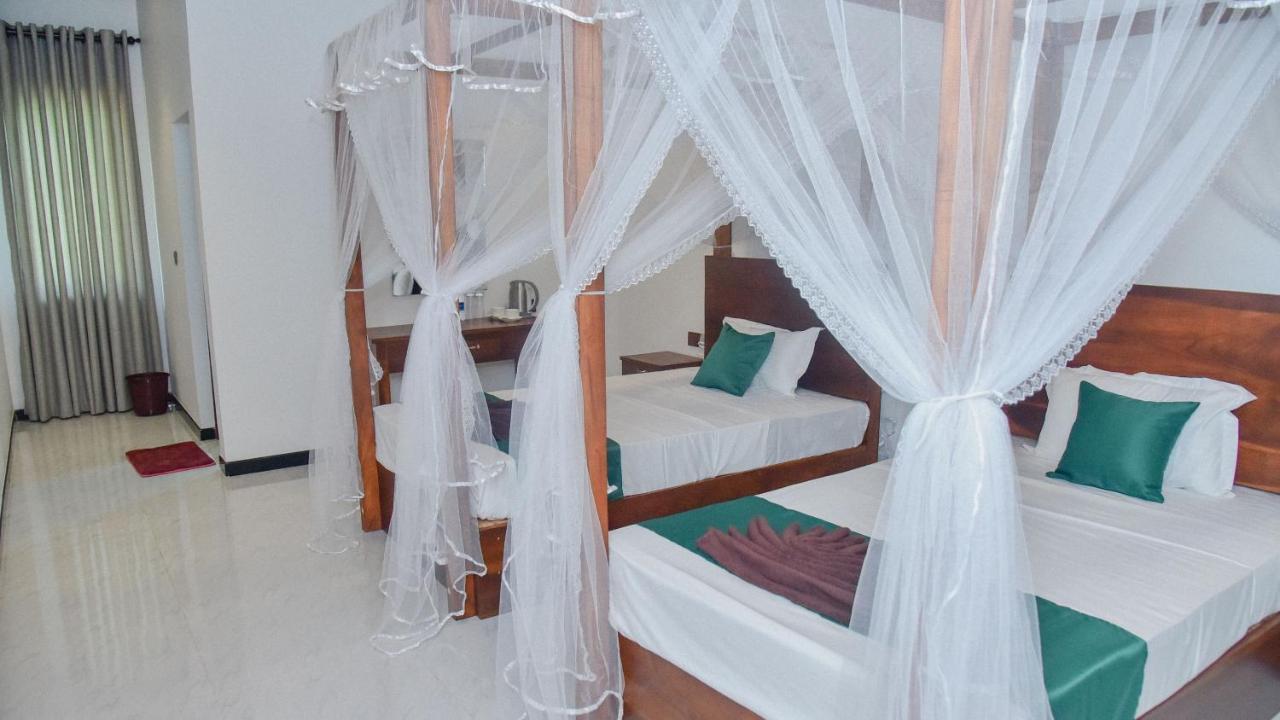 Castle View Sigiriya Hotel Exterior photo